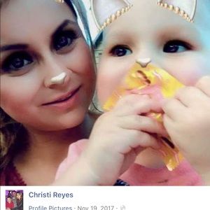 Meet your Posher, Christi